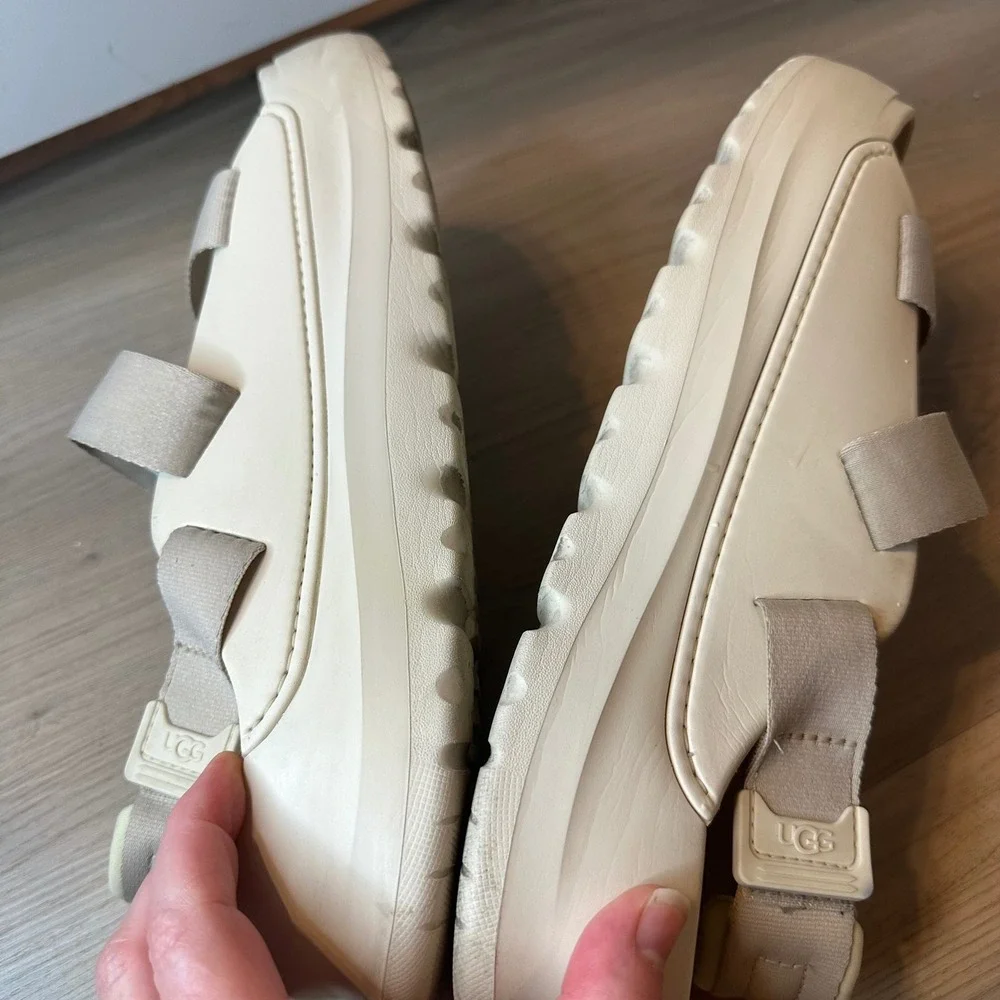UGG Stratus Platform Strappy Water Sandals 1153078 Beige Men's Size 12